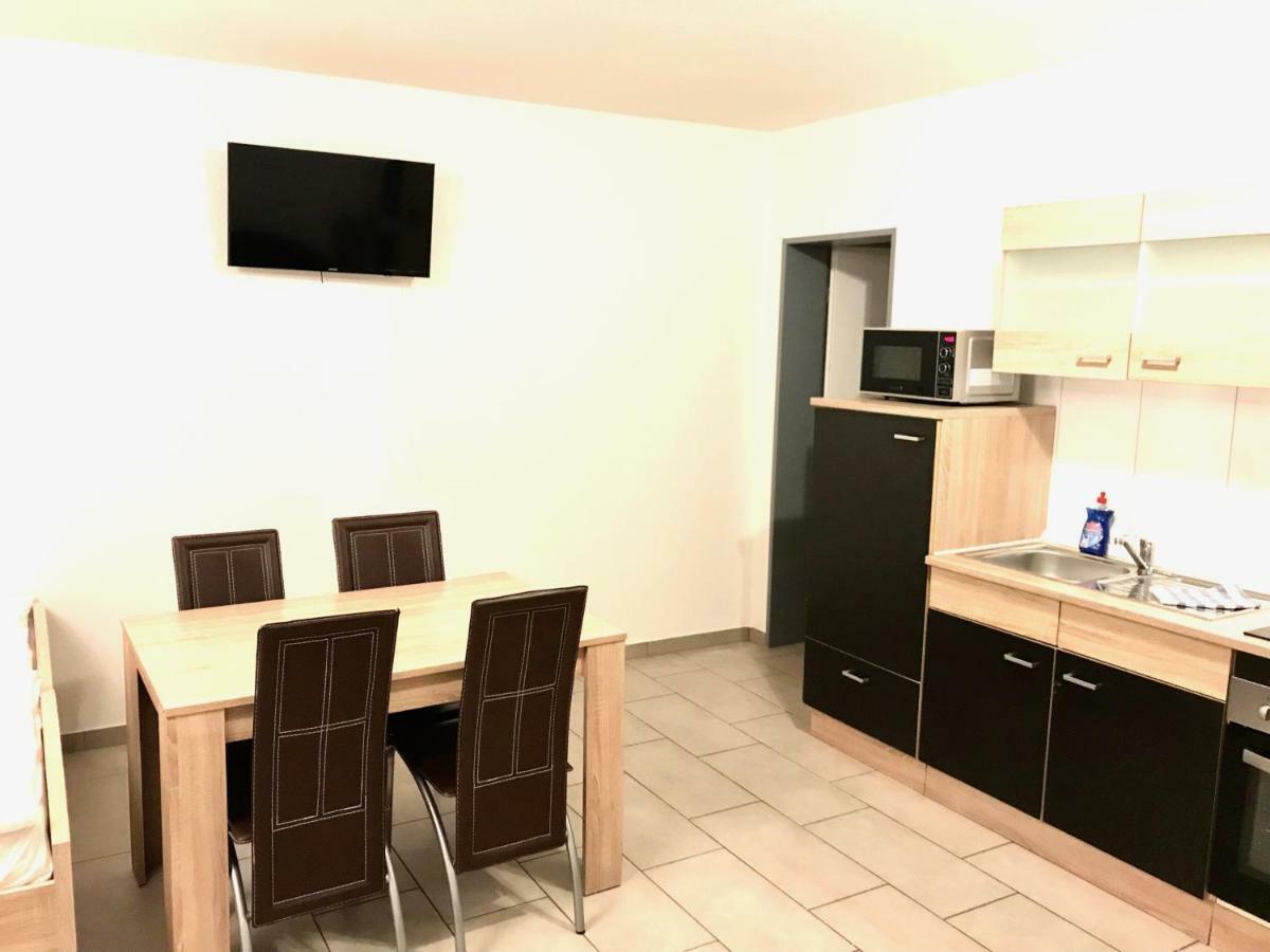 Duesseldorf Comfort Apartment ภายนอก รูปภาพ