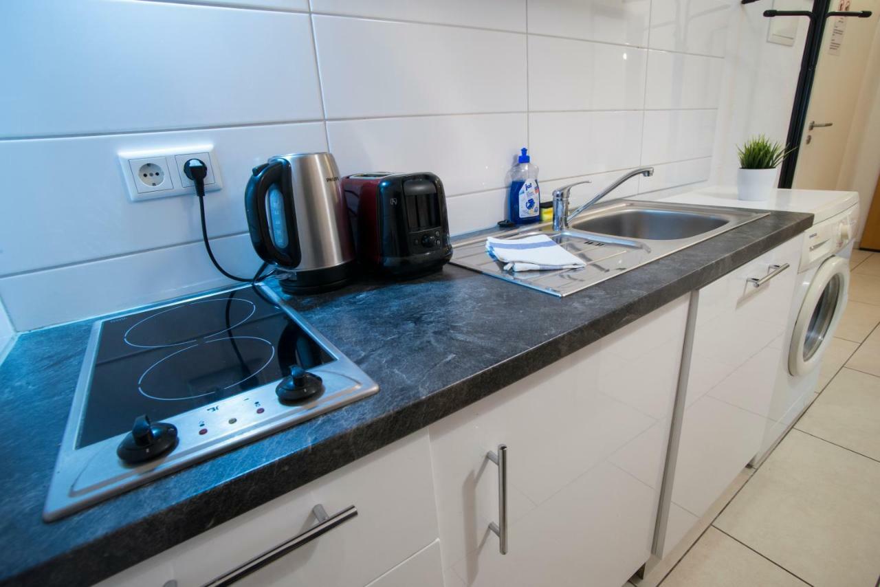 Duesseldorf Comfort Apartment ภายนอก รูปภาพ