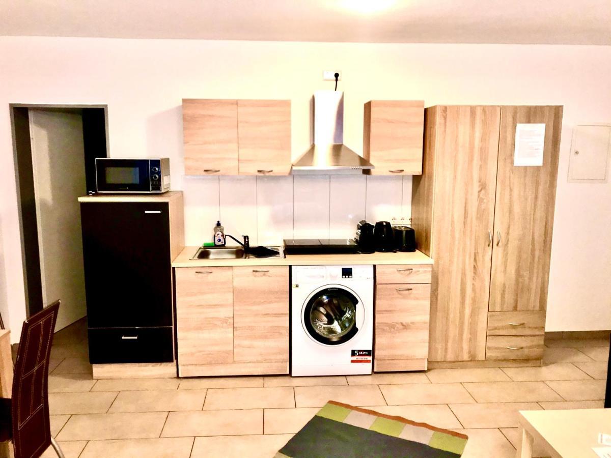 Duesseldorf Comfort Apartment ภายนอก รูปภาพ